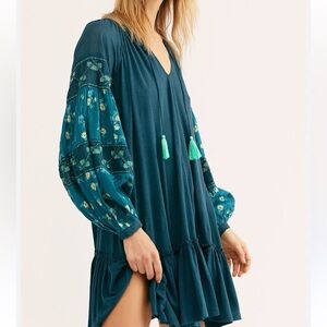Free People Mix it Up Tunic dress in Jade embroidered puff sleeve linen blend